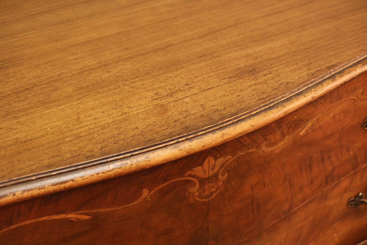 Ornate Inlaid 4-Drawer Dresser