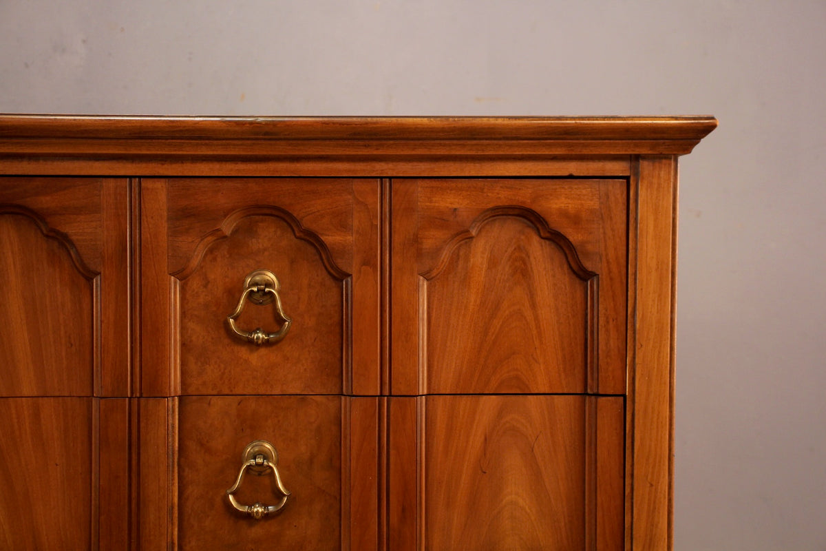 Thomasville Walnut & Burl 9-Drawer Dresser