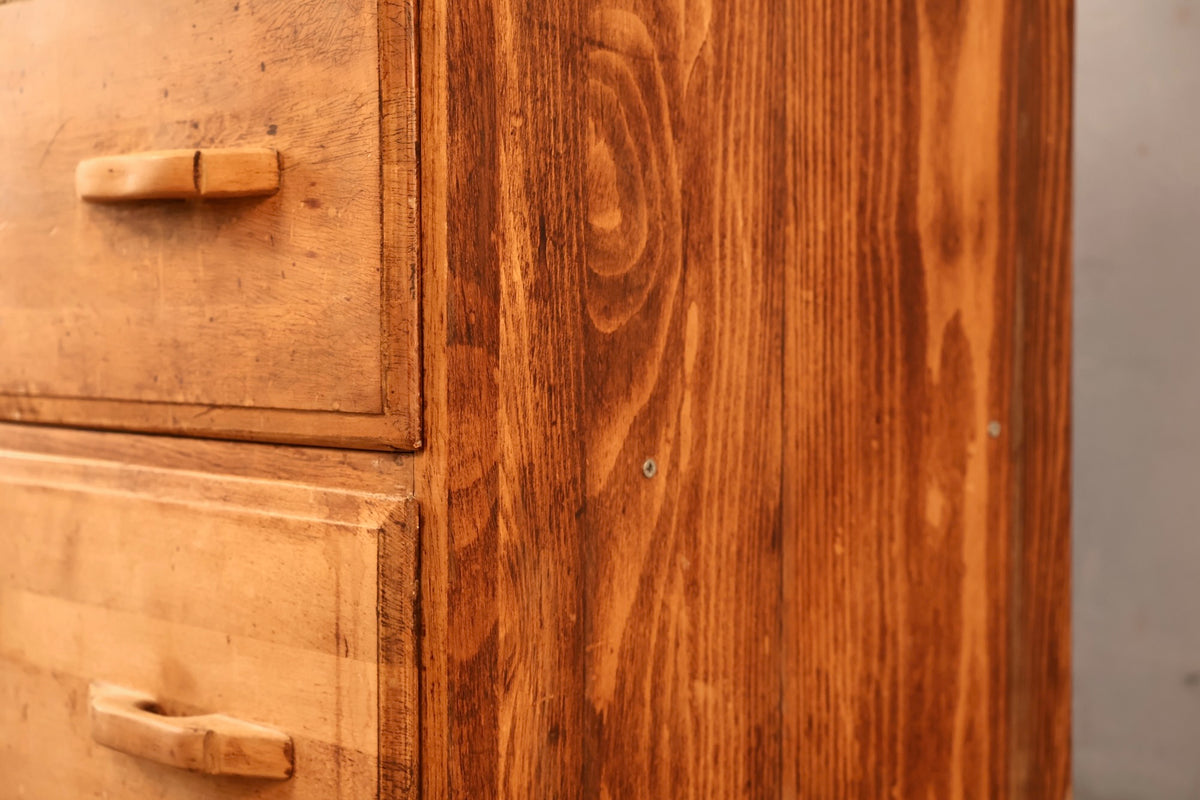 Country Pine 3-Drawer Dresser