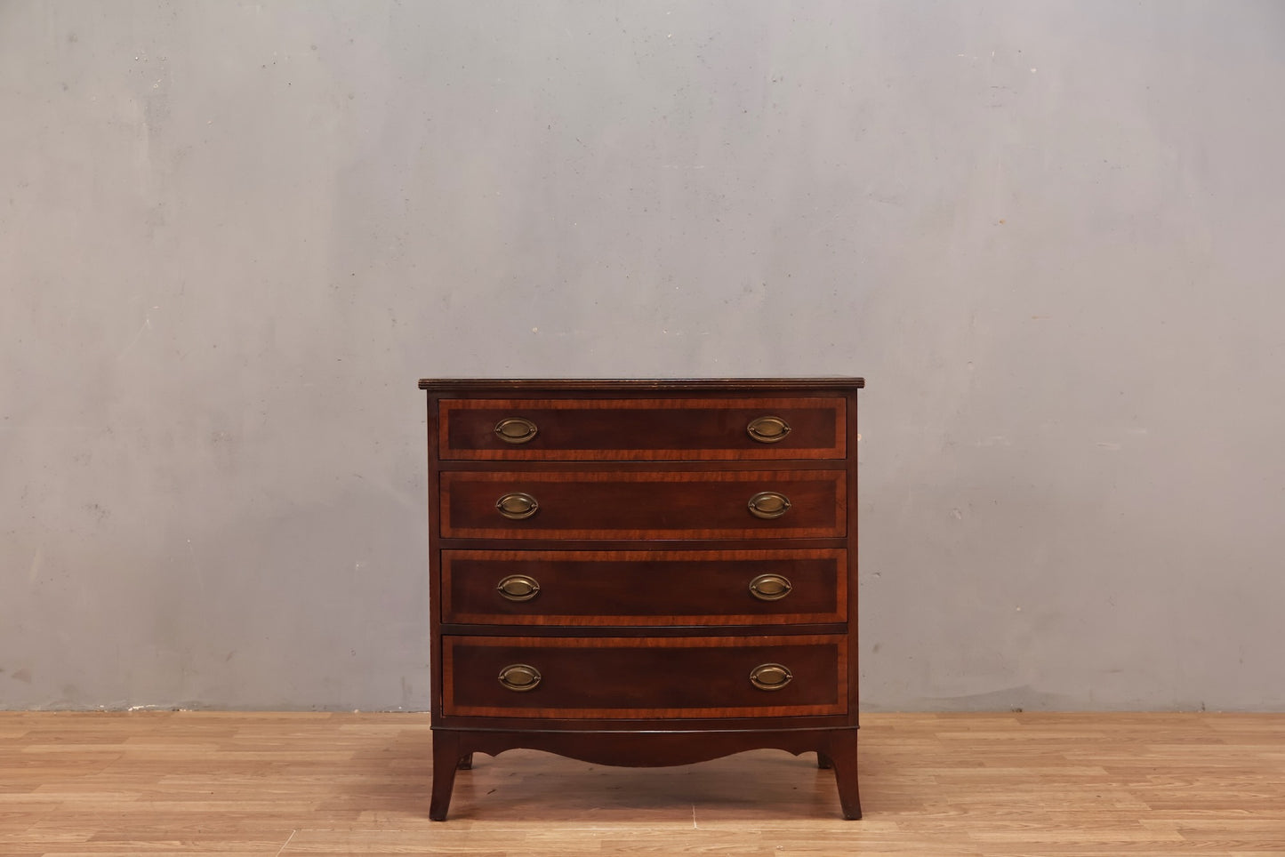 Antique Mahogany 4-Drawer Dresser
