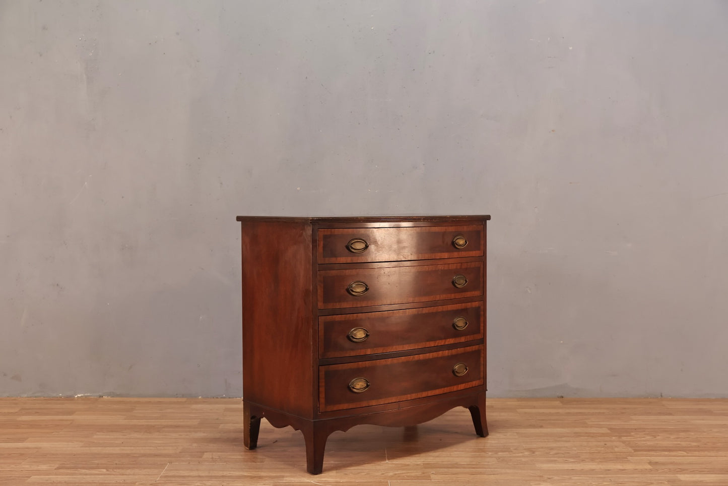 Antique Mahogany 4-Drawer Dresser