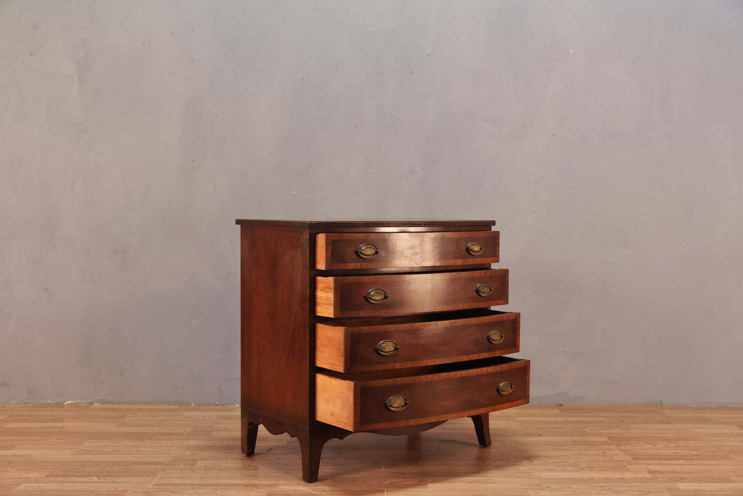 Antique Mahogany 4-Drawer Dresser