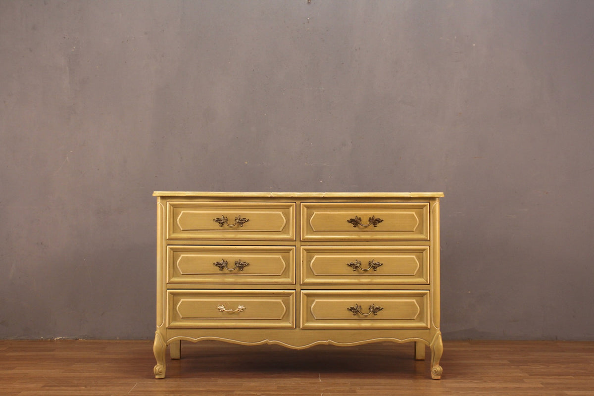 Henry Link Pistachio Provincial 6-Drawer Dresser