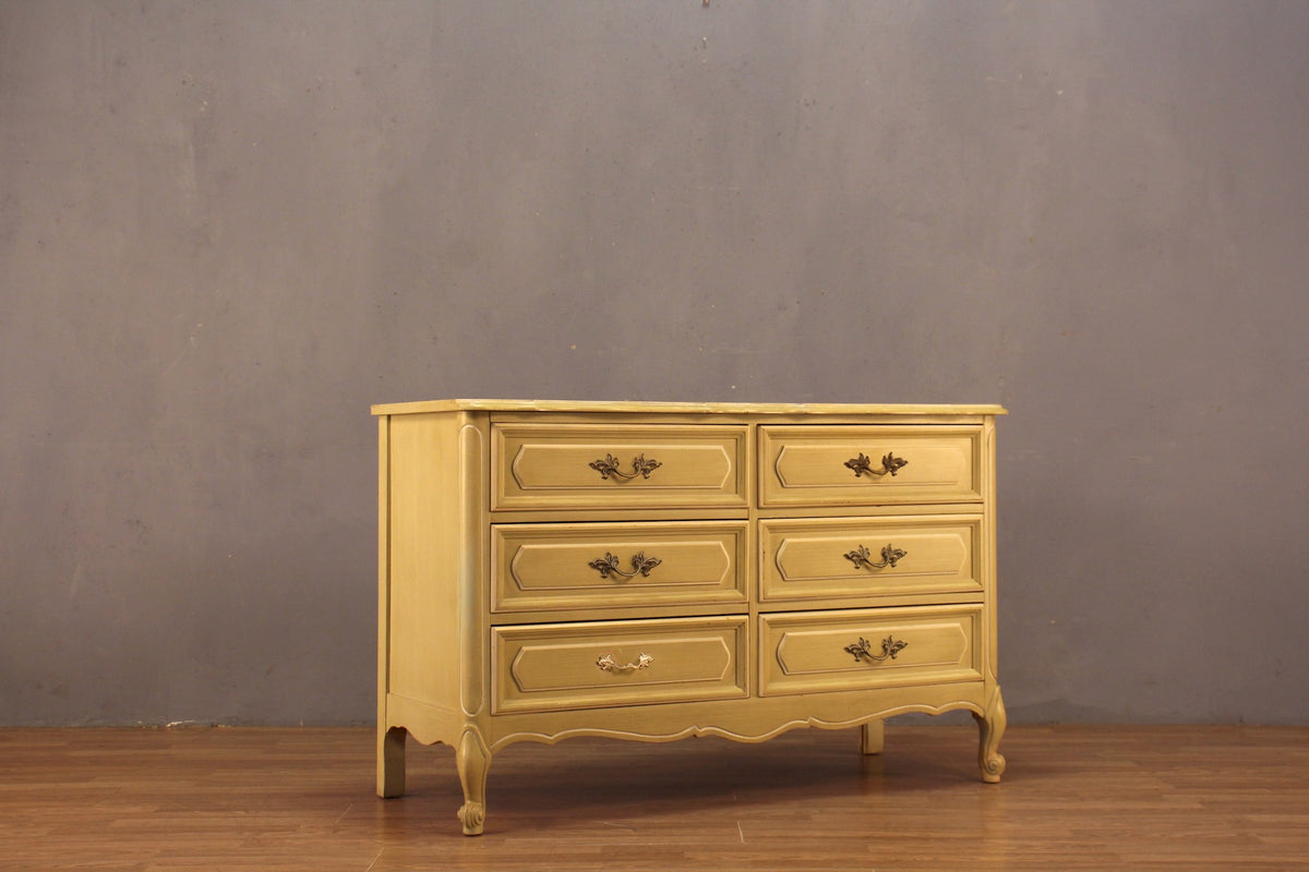 Henry Link Pistachio Provincial 6-Drawer Dresser