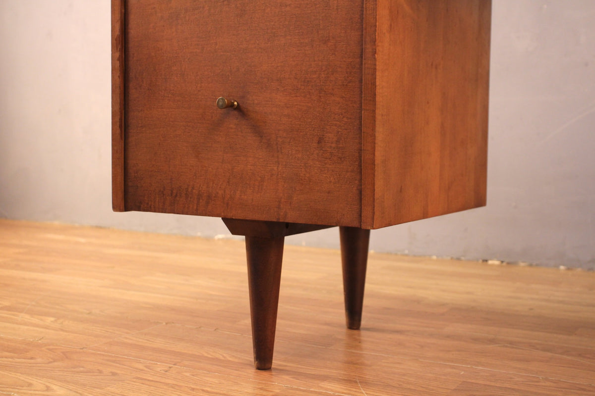 Paul McCobb for Planner Group 2-Drawer Desk