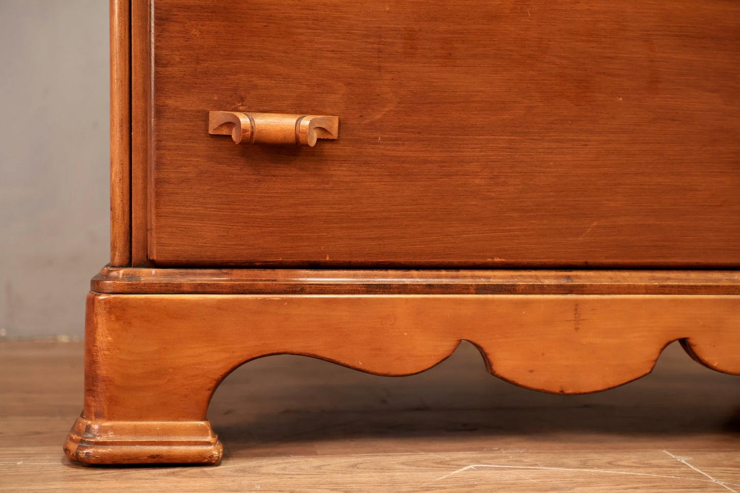 Country Maple 6-Drawer Highboy Dresser - ONLINE ONLY