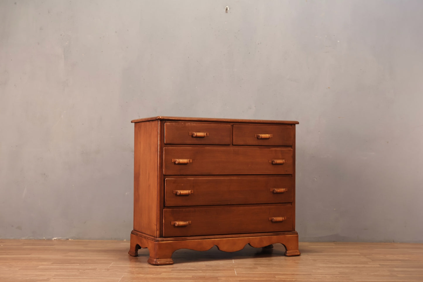 Country Maple 5-Drawer Dresser - ONLINE ONLY