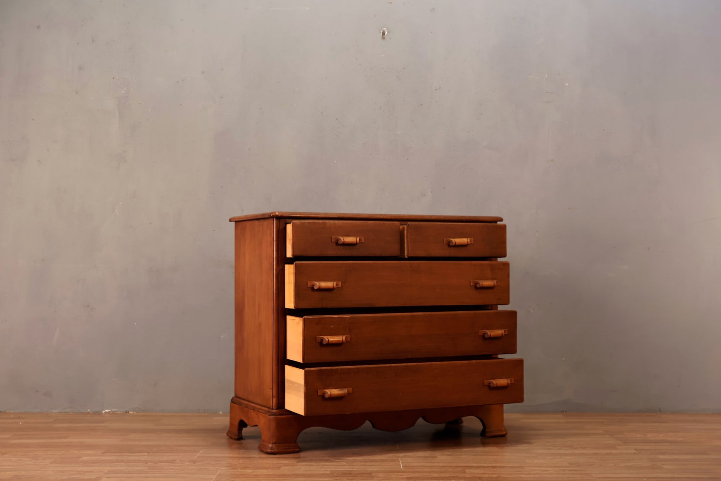 Country Maple 5-Drawer Dresser - ONLINE ONLY