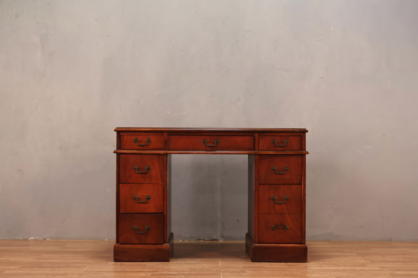 Mahogany Leather-Top 9-Drawer Desk - ONLINE ONLY