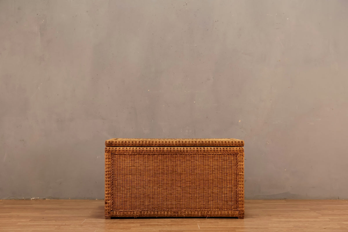Classic Wicker Trunk