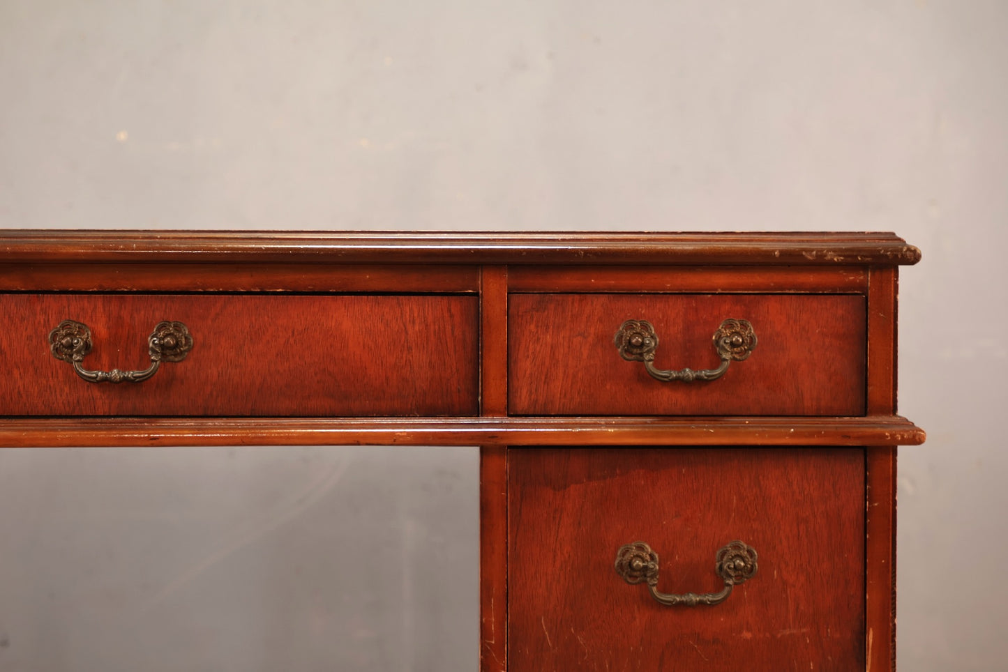 Mahogany Leather-Top 9-Drawer Desk - ONLINE ONLY
