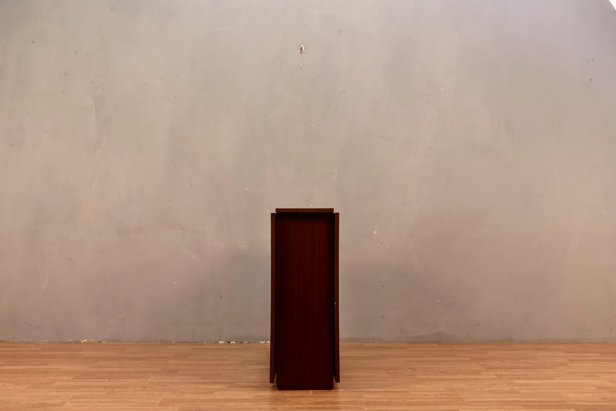 Laminate Woodgrain Gateleg Dining Table