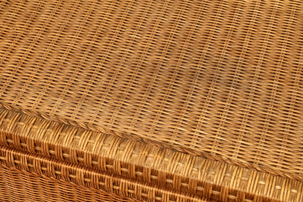 Classic Wicker Trunk