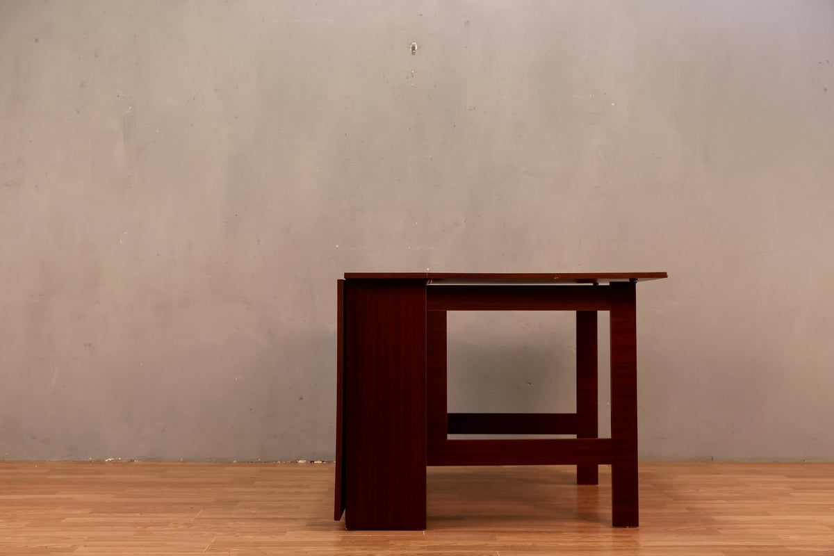 Laminate Woodgrain Gateleg Dining Table