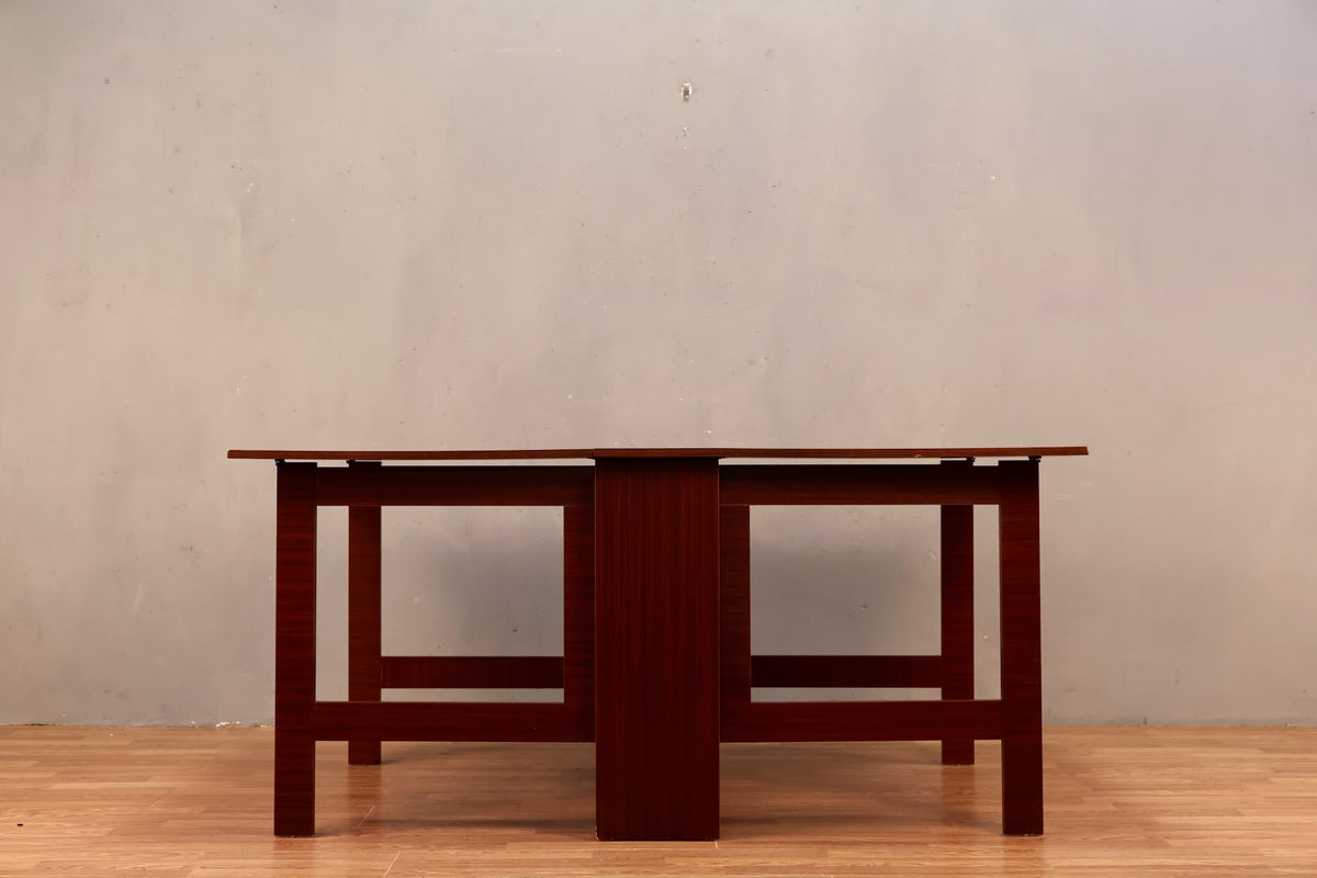 Laminate Woodgrain Gateleg Dining Table