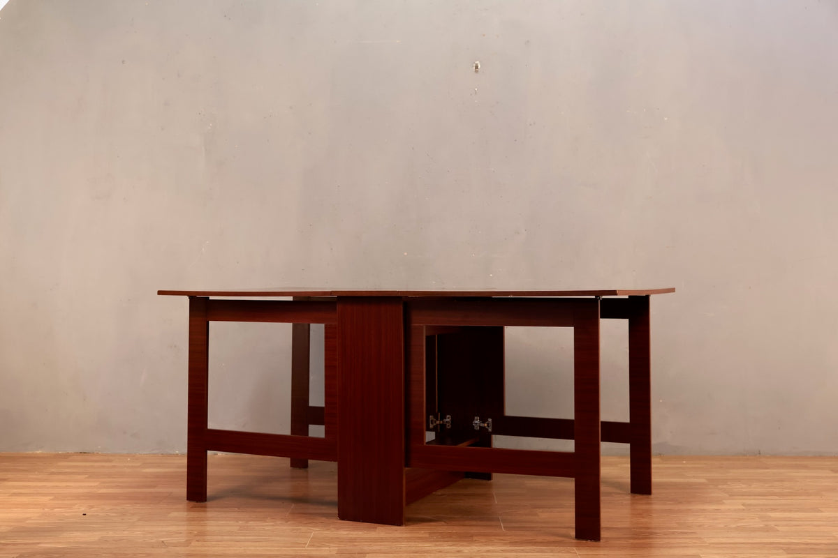 Laminate Woodgrain Gateleg Dining Table