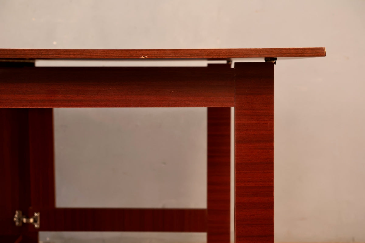 Laminate Woodgrain Gateleg Dining Table