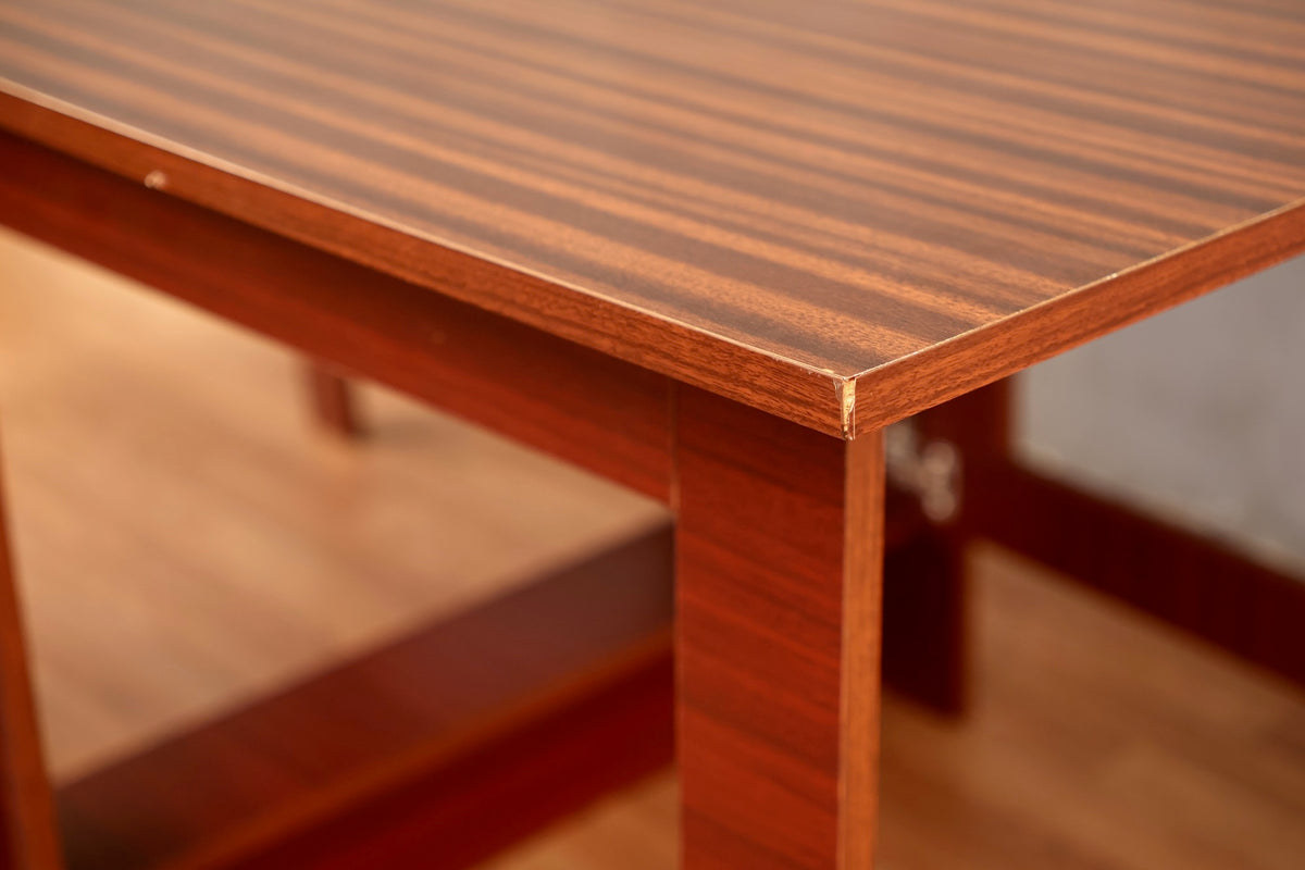 Laminate Woodgrain Gateleg Dining Table