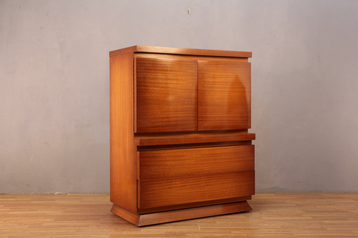 Mid Century Boxy 5-Drawer Bachelor's Chest