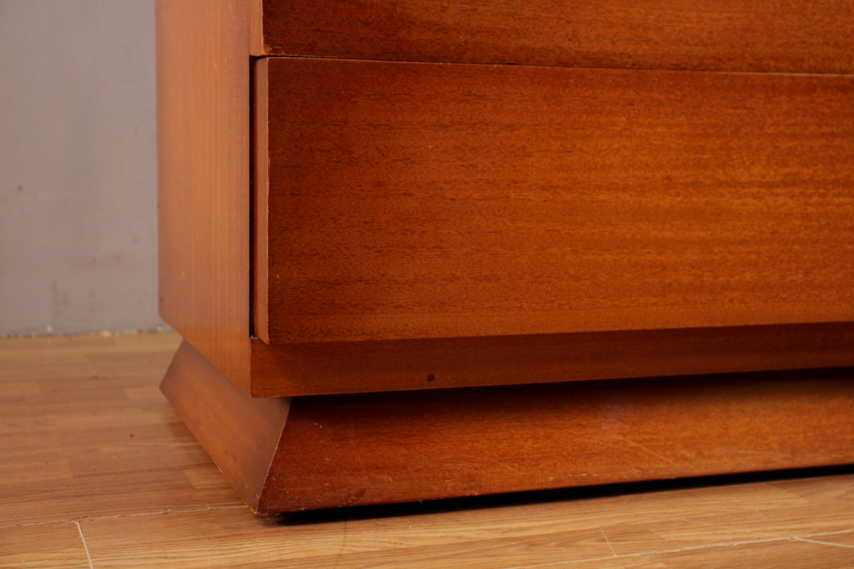Mid Century Boxy 5-Drawer Bachelor's Chest