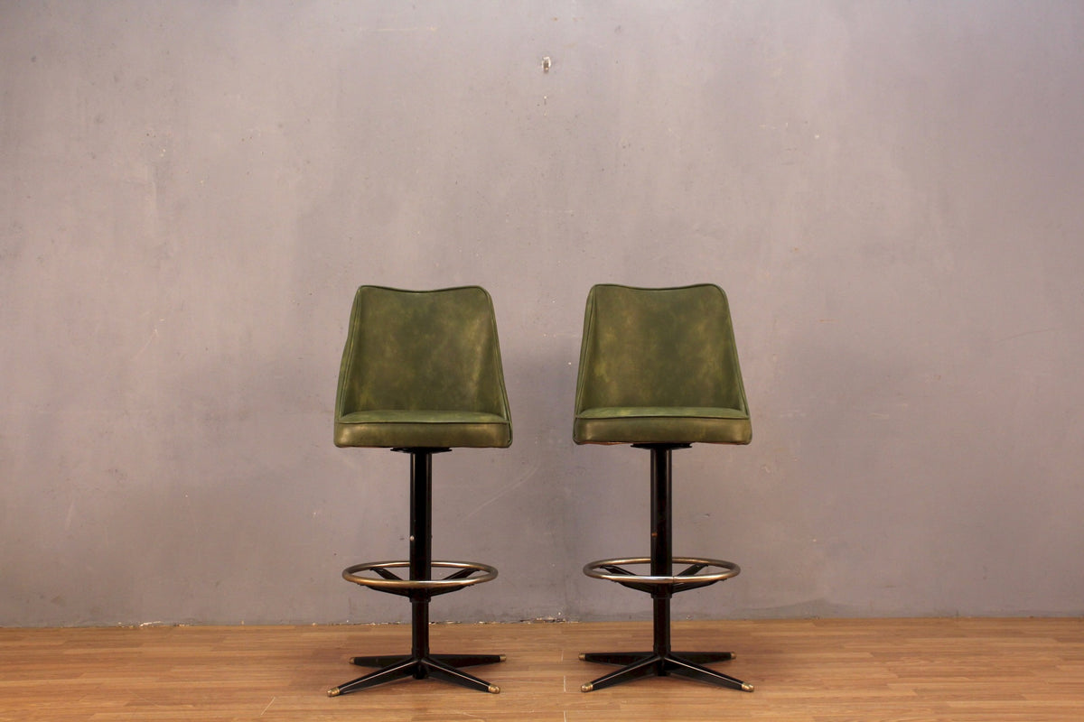Marbled Moss Vinyl Swivel Stool