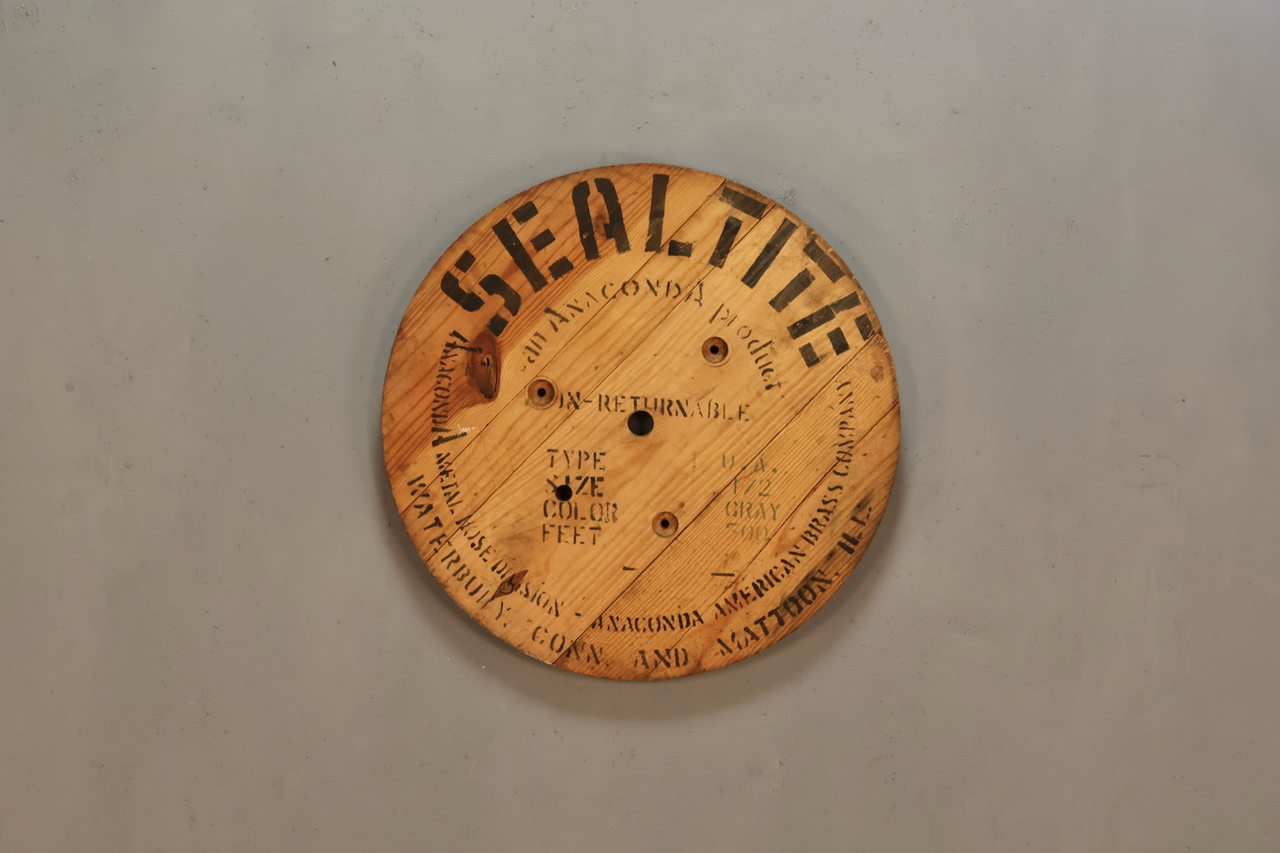 Sealite Industrial Spoolhead Wall Hanging