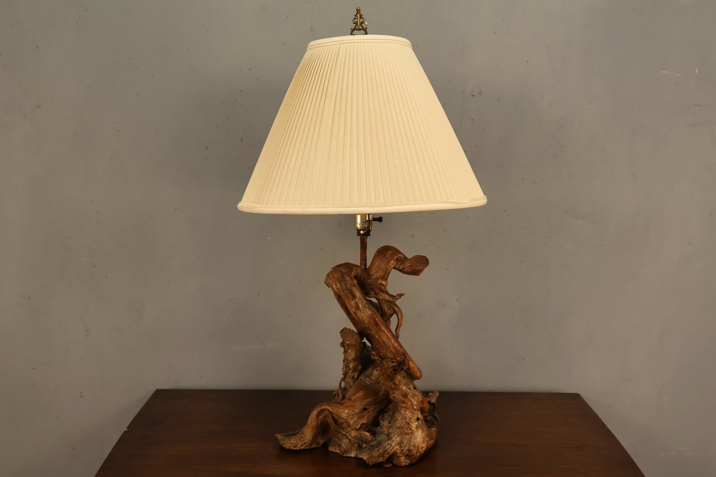 Twisted Driftwood Table Lamp