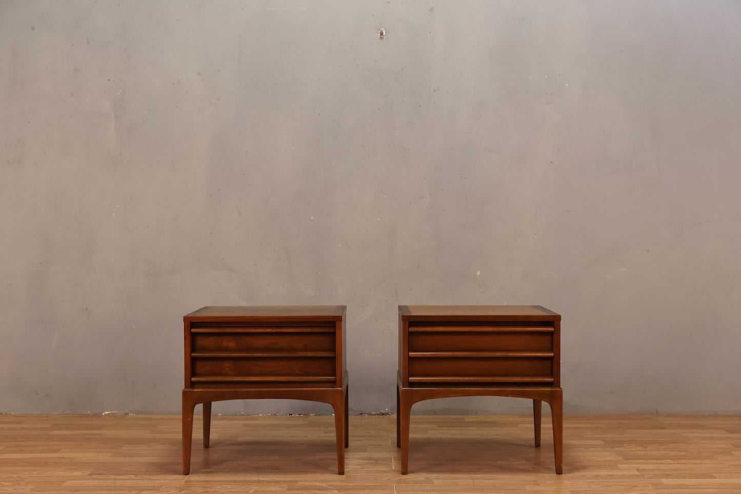 Lane Walnut 1-Drawer Nightstand