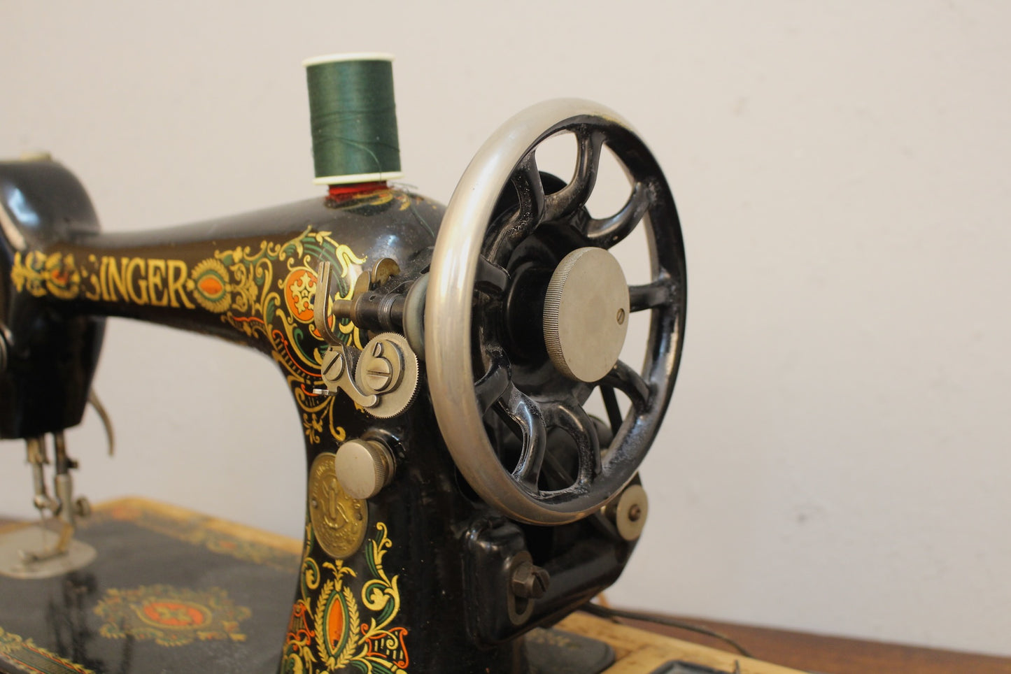 Antique Singer Sewing Machine with Case