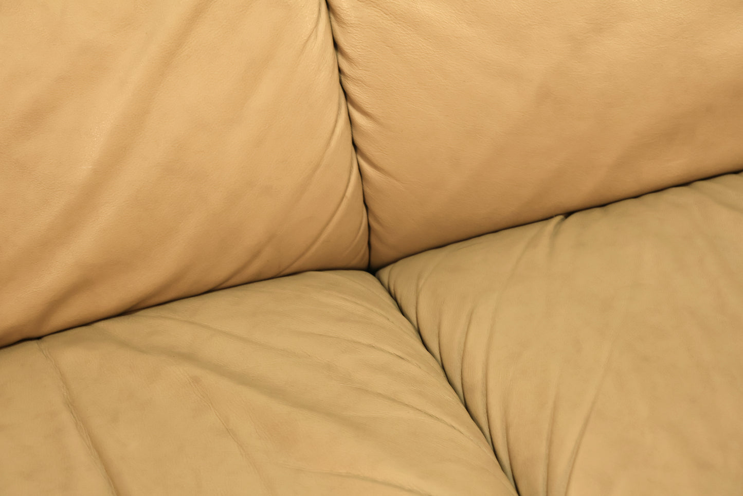 Ekornes Fawn Leather Loveseat