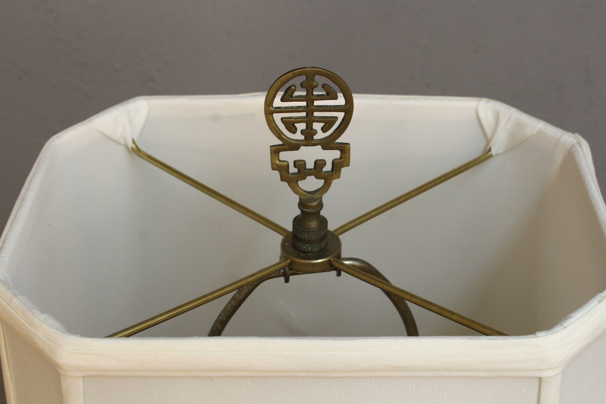 Chinoiserie-Style Floral Table Lamp
