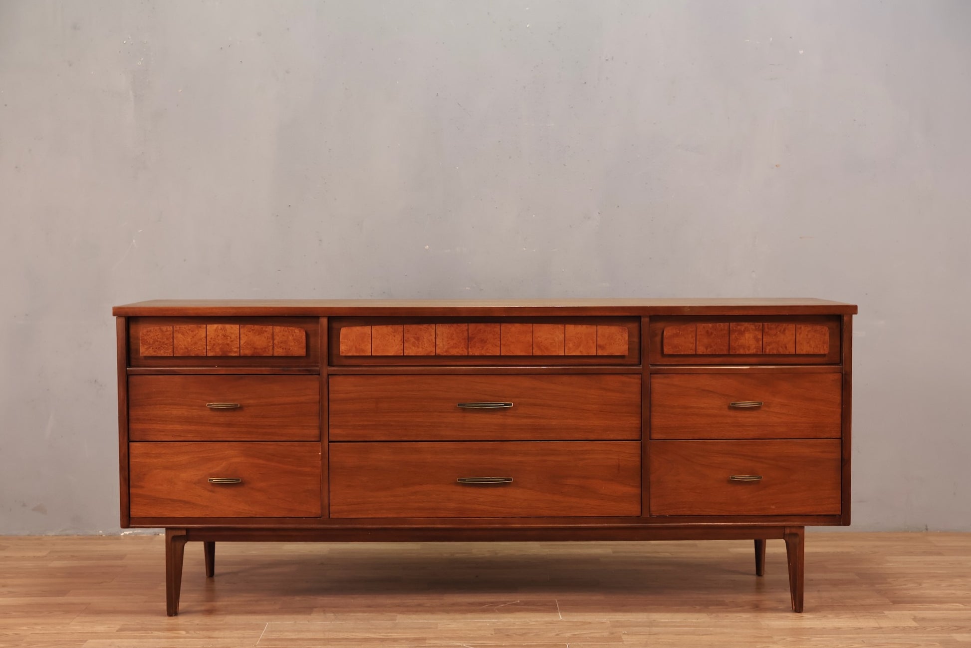 Mid Century Walnut & Burl 9-Drawer Dresser – Furnish Green