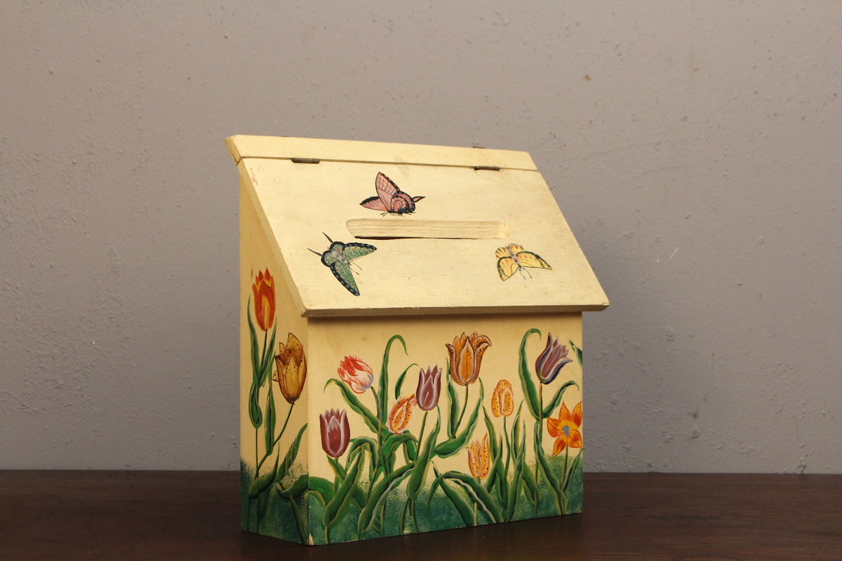 Painted Floral Flip-Top Mailbox