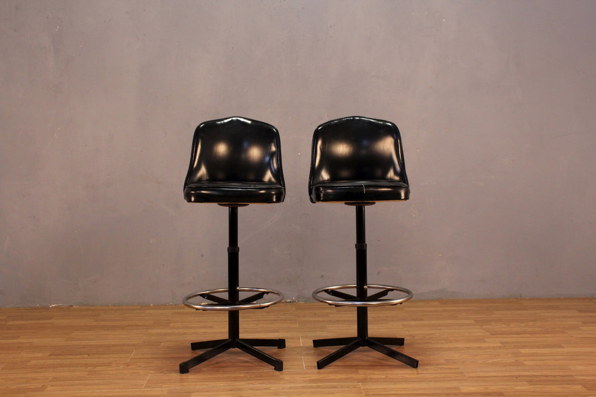 Classic Black Vinyl Swivel Bar Stool