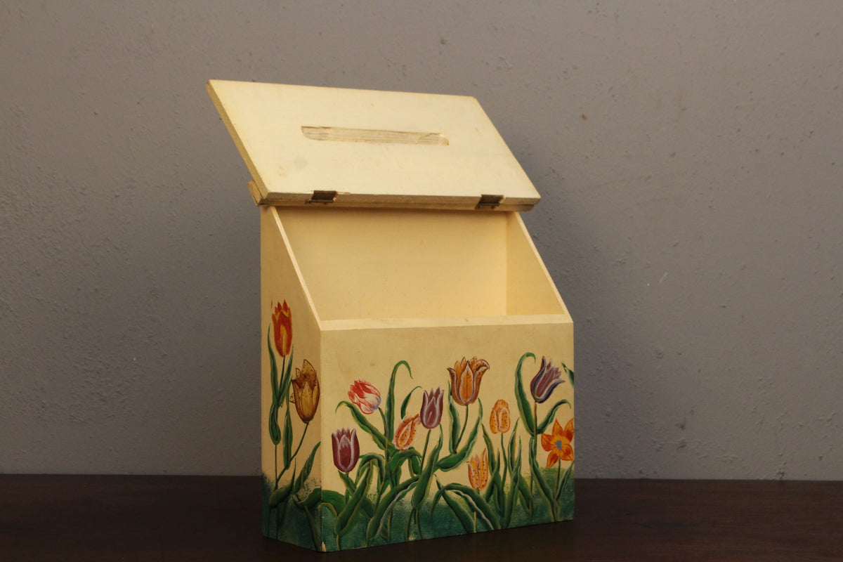 Painted Floral Flip-Top Mailbox
