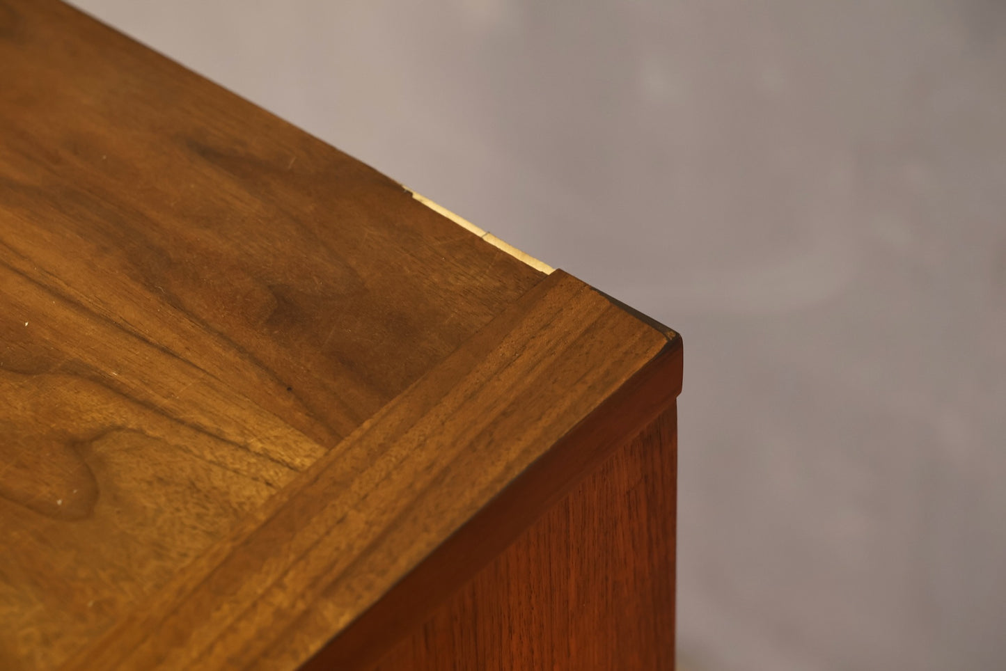 Lane Walnut 5-Drawer Dresser