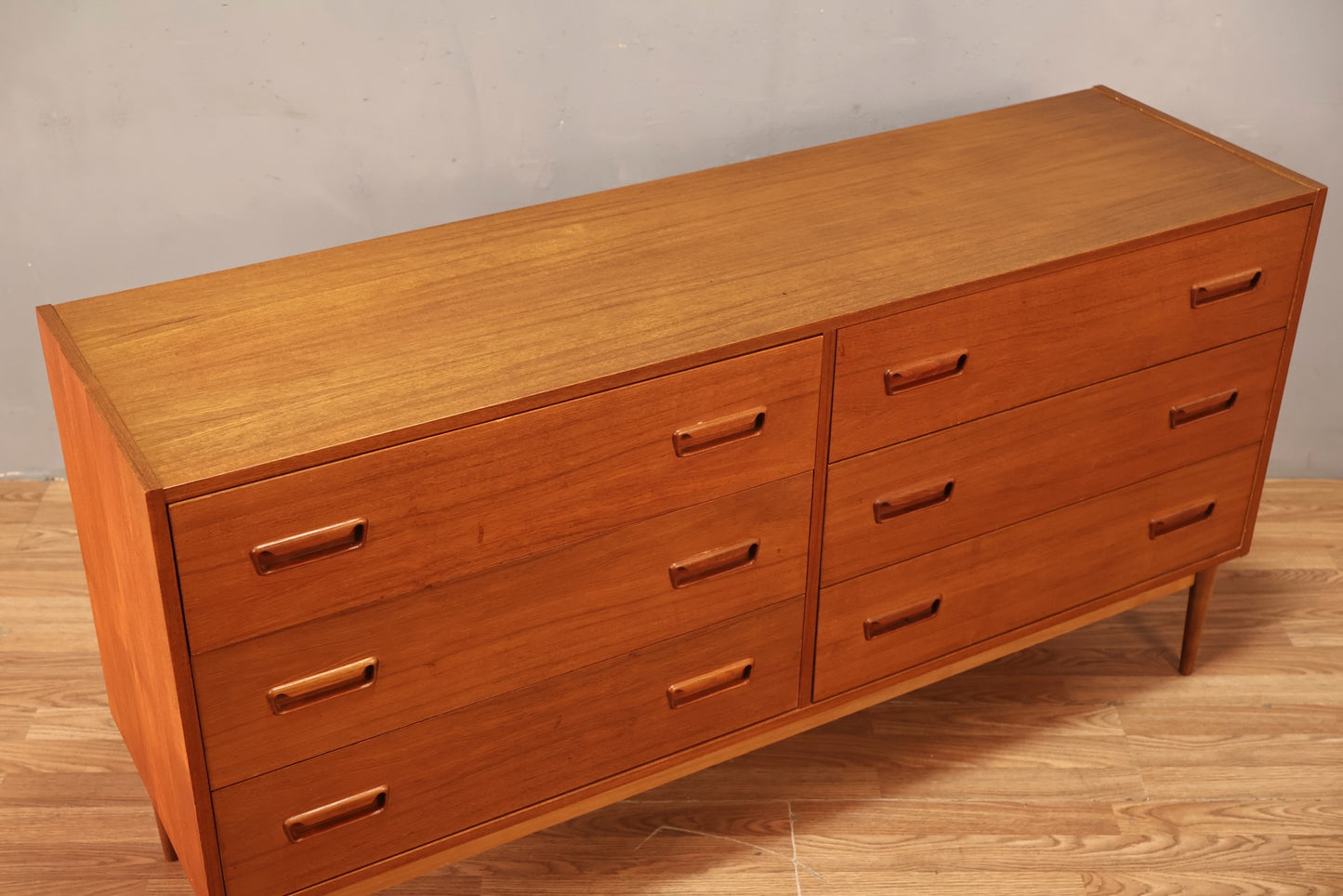 Luxe Teak 6-Drawer Dresser