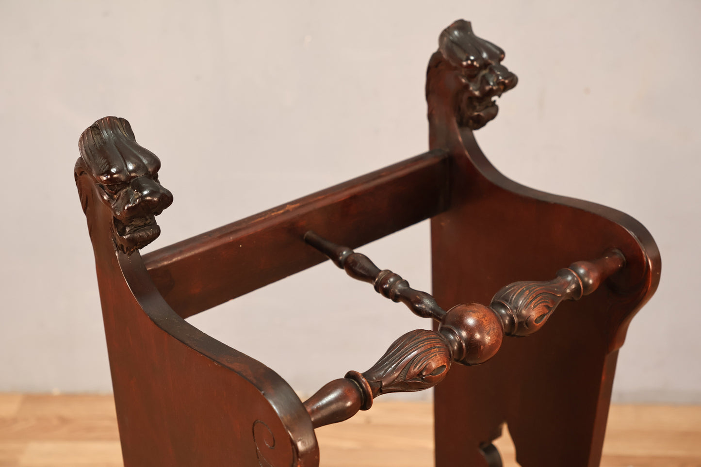 Mahogany Lion Head Umbrella Stand - ONLINE ONLY