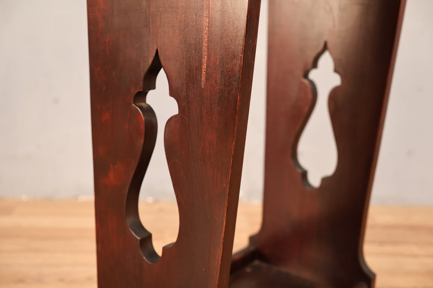 Mahogany Lion Head Umbrella Stand - ONLINE ONLY