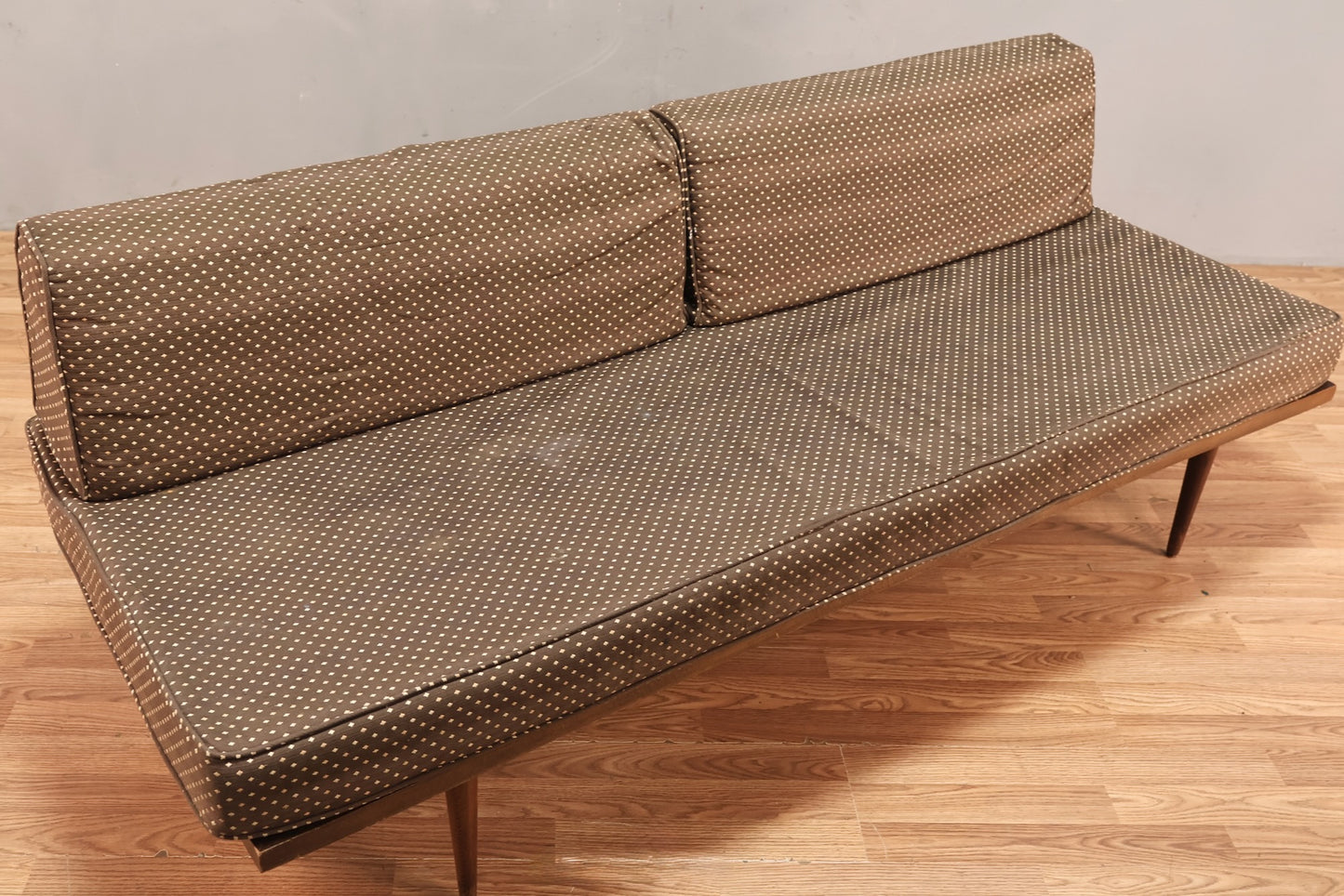 Mid Century Diamond Dot Daybed Sofa - ONLINE ONLY
