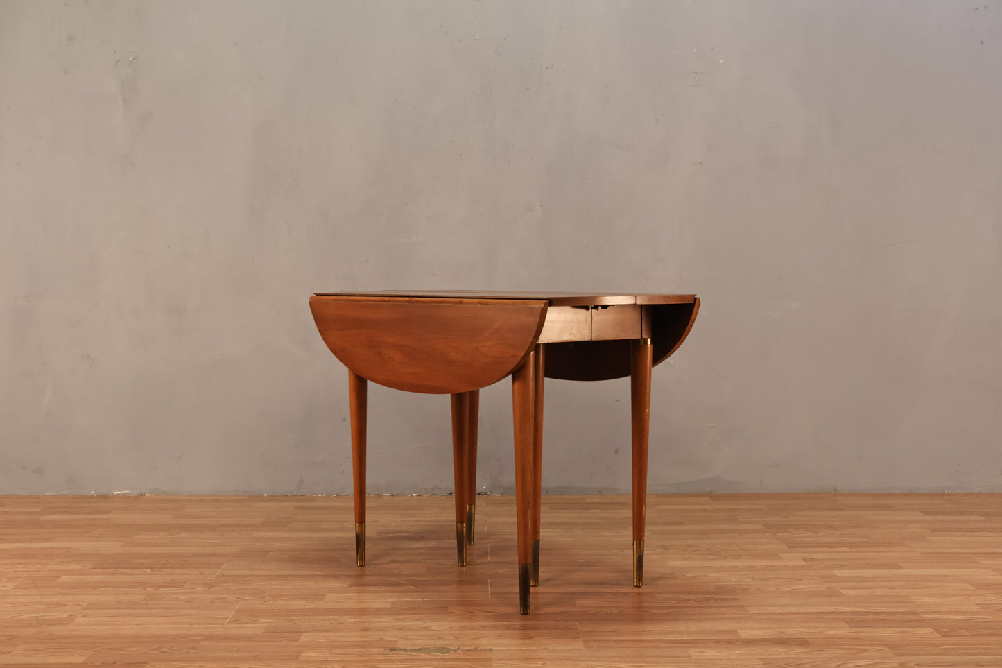 Mid Century John Widdicomb Expanding Table - ONLINE ONLY