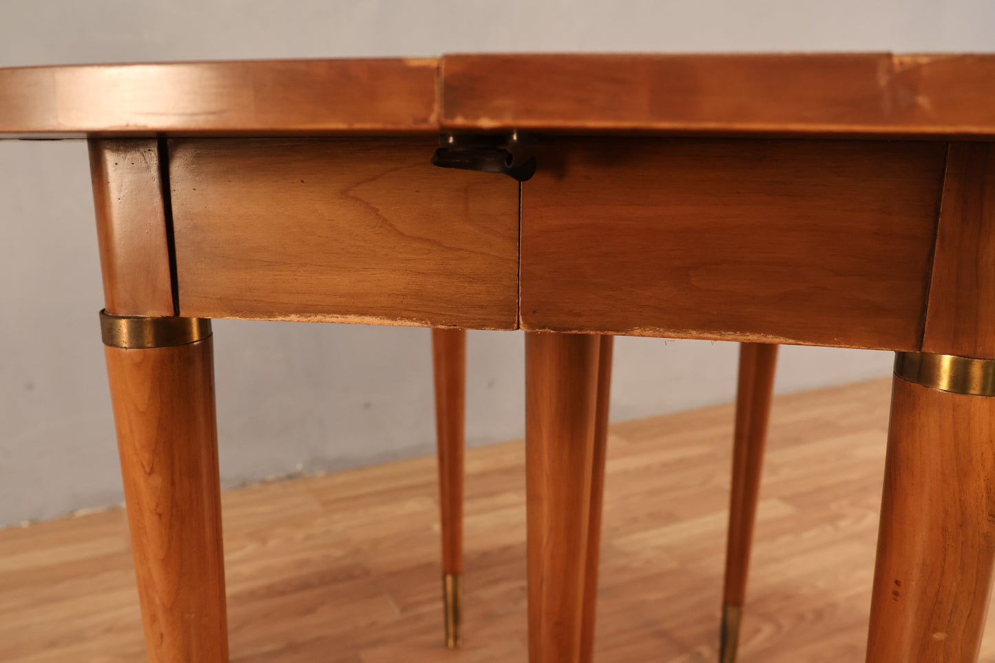 Mid Century John Widdicomb Expanding Table - ONLINE ONLY