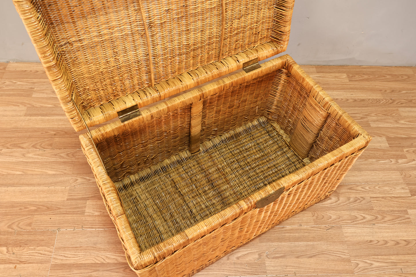 Wicker Campaign Chest B
