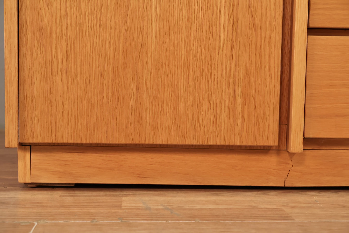 Blonde Teak 6-Drawer Chifferobe