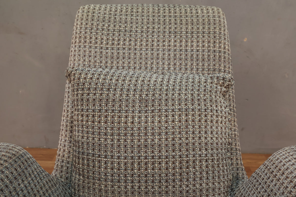 HBF "Dialogue" Wing Lounge Chair