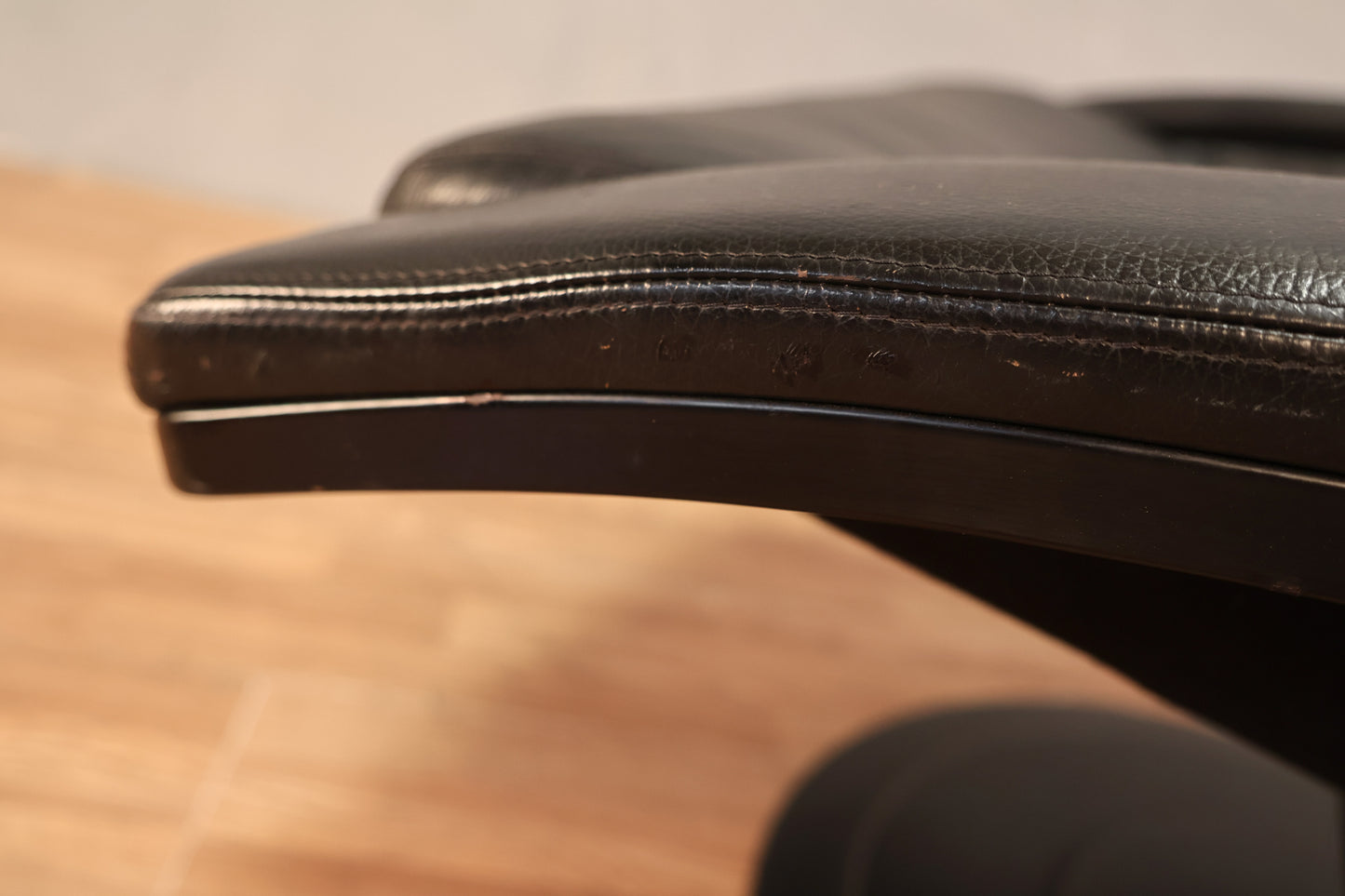 "The Move" Black Leather Lounge Chair