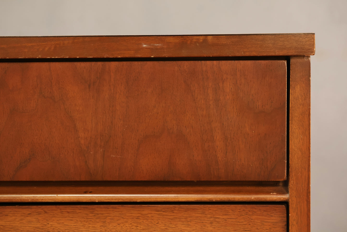 Mid Century Walnut & Laminate 6-Drawer Dresser