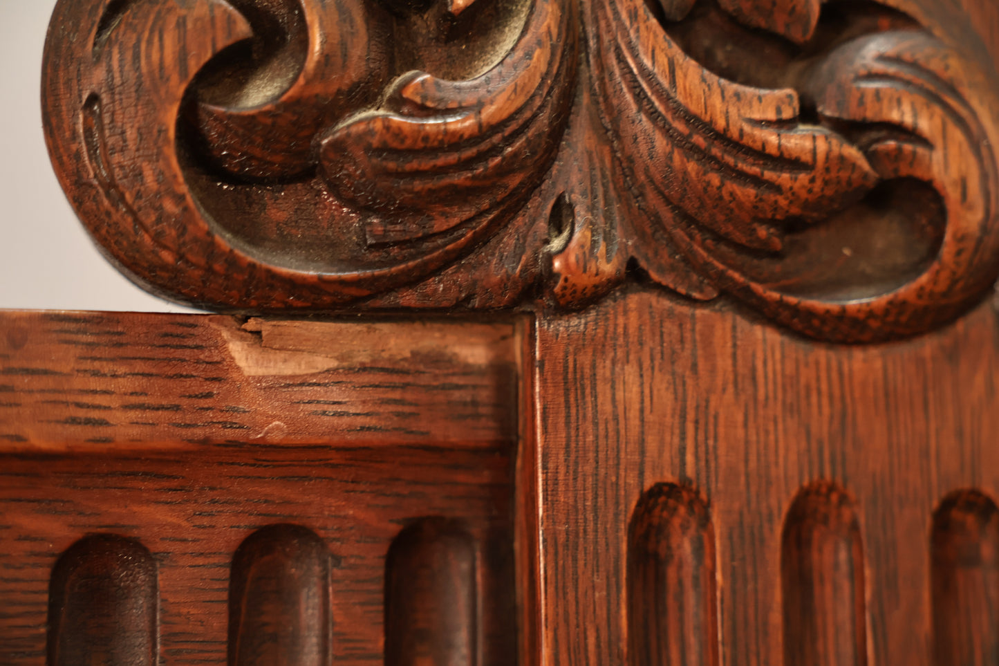 Antique Tiger Oak Savonarola Chair - ONLINE ONLY
