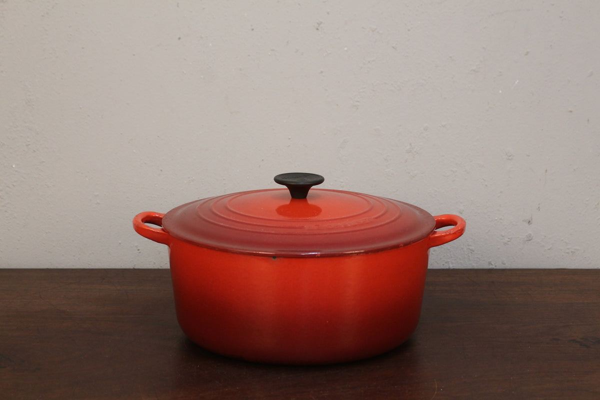 Le Creuset Red Cast Iron 6.7L Dutch Oven