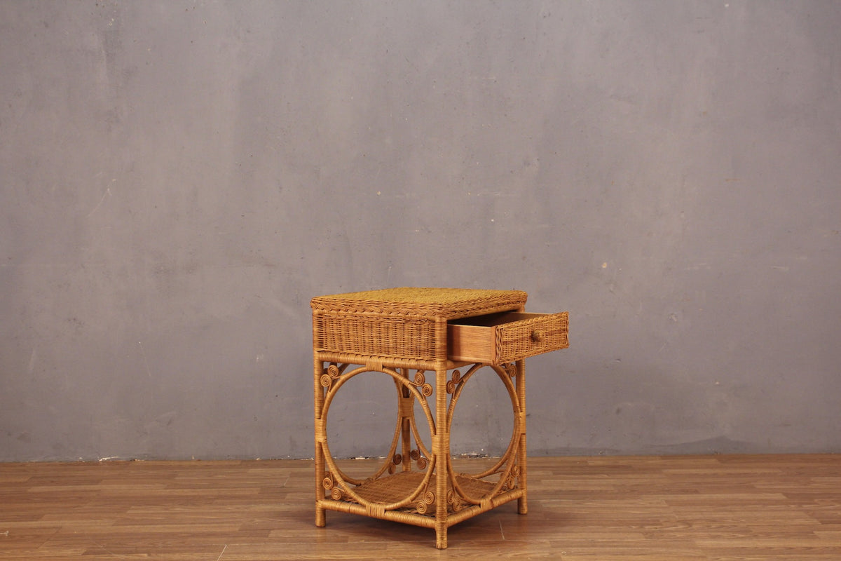 Curled Rattan 1-Drawer End Table